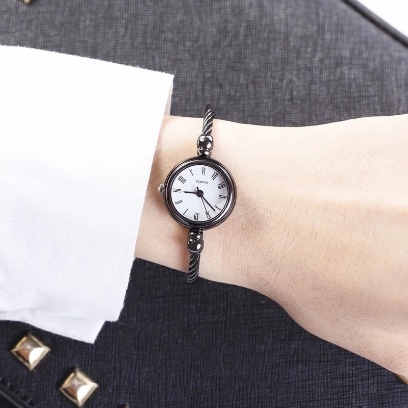 Minimalist Round Buckle Quartz Women’s Watches