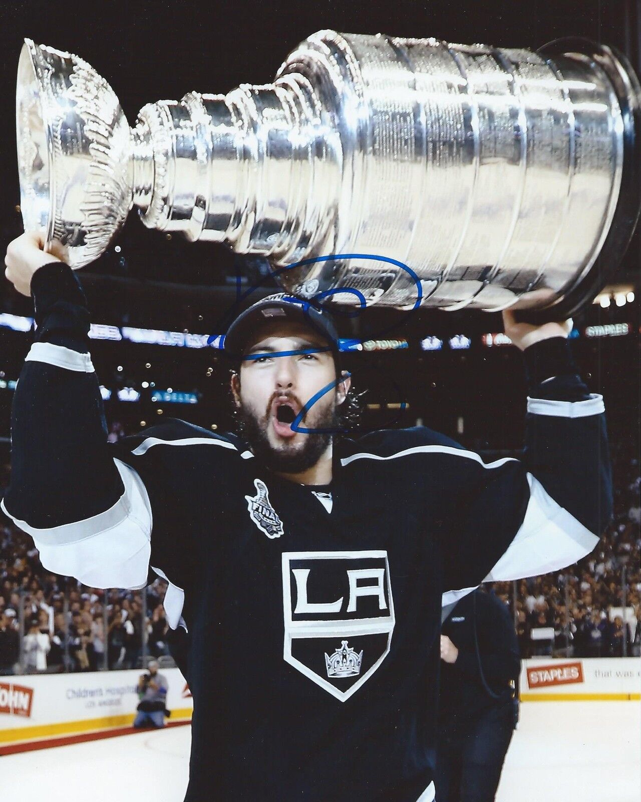 Drew Doughty Signed 8x10 Photo Poster painting Los Angeles Kings Stanley Cup Autographed COA