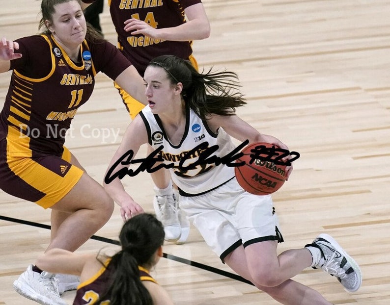 Caitlin Clark Signed Photo Poster painting 8X10 rp Autographed Picture * Iowa Hawkeyes Womens Basketball