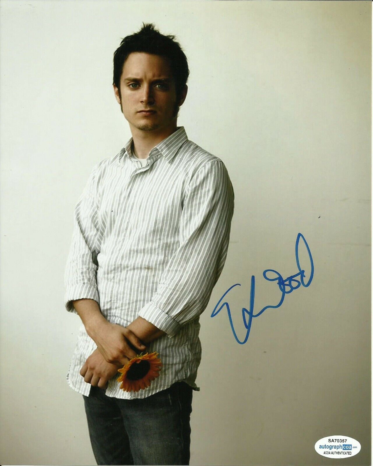 ELIJAH WOOD SIGNED COOL Photo Poster painting UACC REG 242 (5) ALSO ACOA CERTIFIED