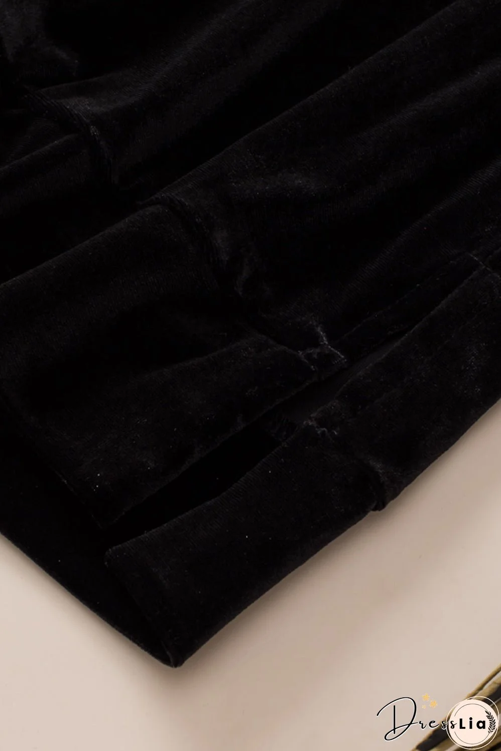 Black Pearl Embellished Puff Sleeve Velvet Plus Size Top