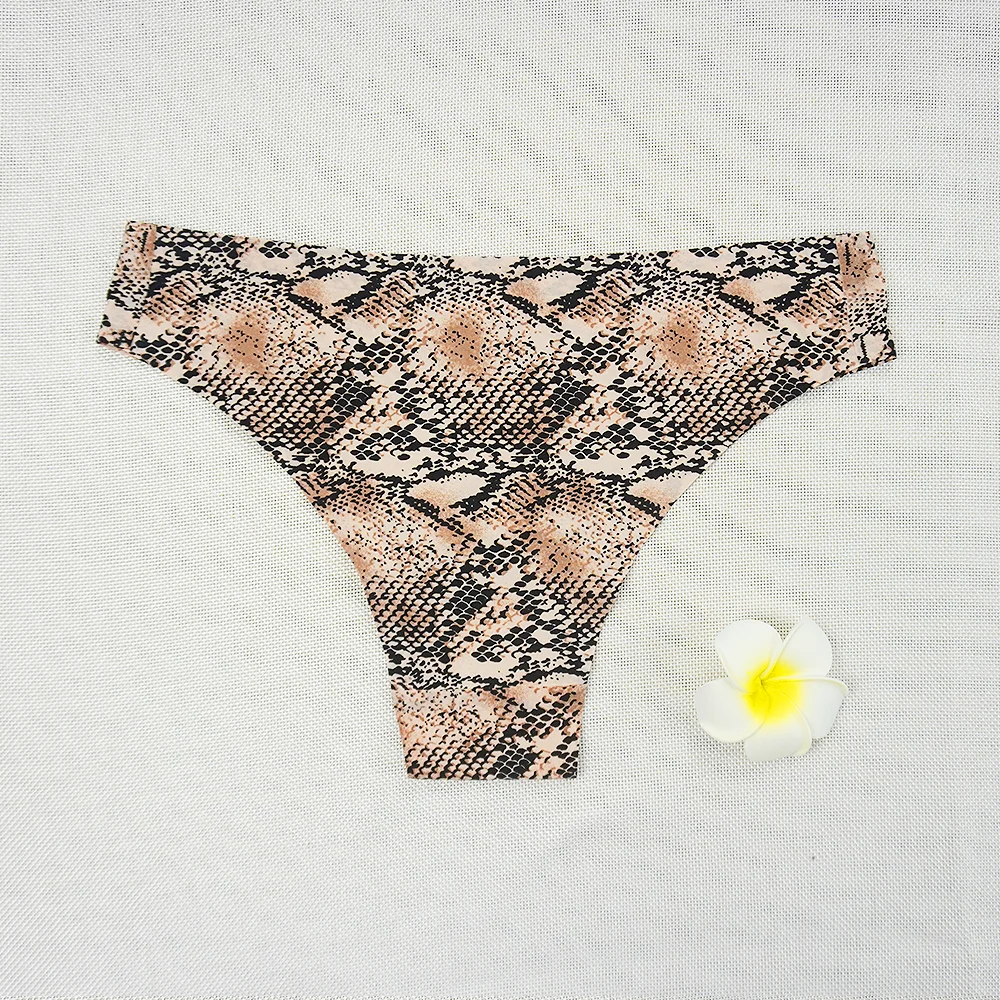 Billionm Thongs Panties Women Briefs Nylon Ultra-thin G-string Soft Lingerie Female Underwear Ice Silk Briefs Plus Size 3XL 4XL