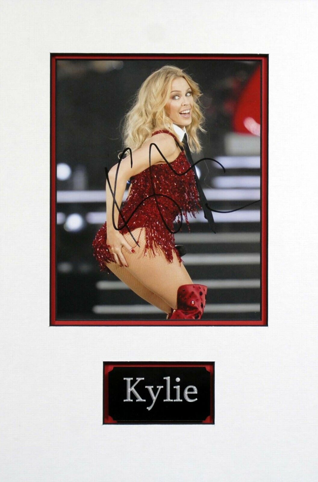 Kylie MINOGUE Australian Pop Singer Signed & Mounted 10x8 Photo Poster painting AFTAL RD COA