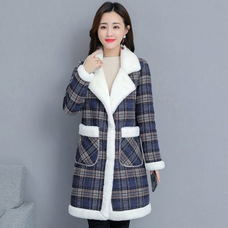 2021 Winter Korean New Large Size Loose Mother's Dress With Cashmere And Thickened Cardigan Imitation Lamb Wool Coat For Women