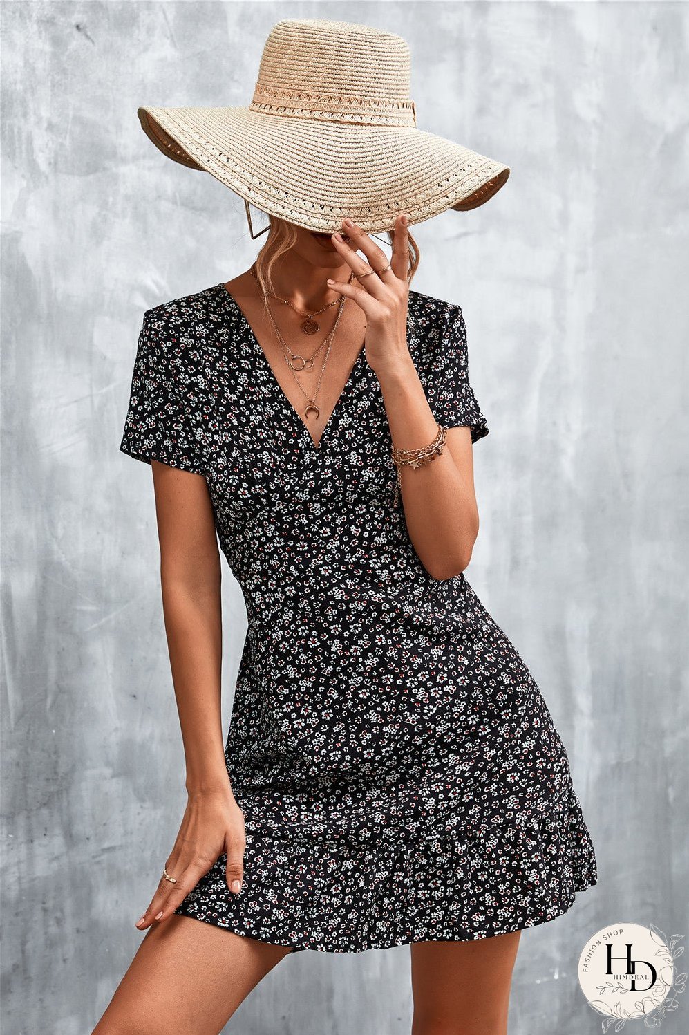 Ditsy Floral V-Neck Short Sleeve Dress