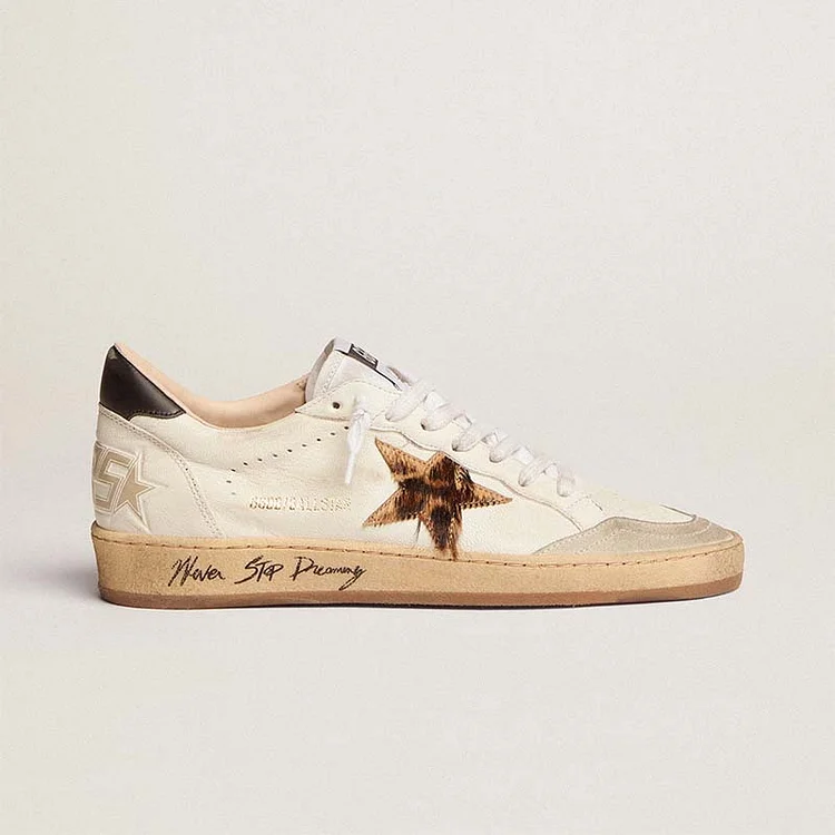 Golden Goose Ball Star Mujer con estrella de piel de potro con estampado de leopardo y refuerzo del talón negro