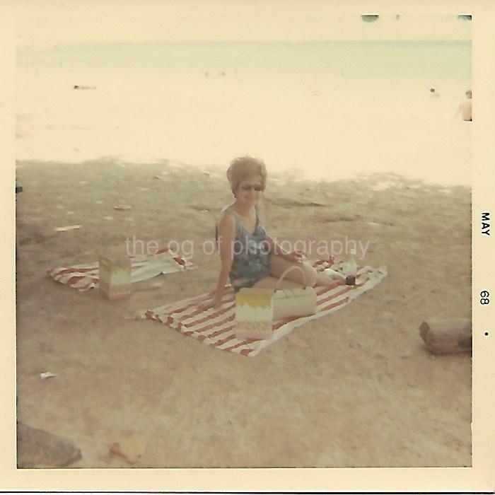 60s SWIMSUIT SENIOR Woman At The Beach OLD FOUND Photo Poster paintingGRAPH Color VINTAGE 03 7 D