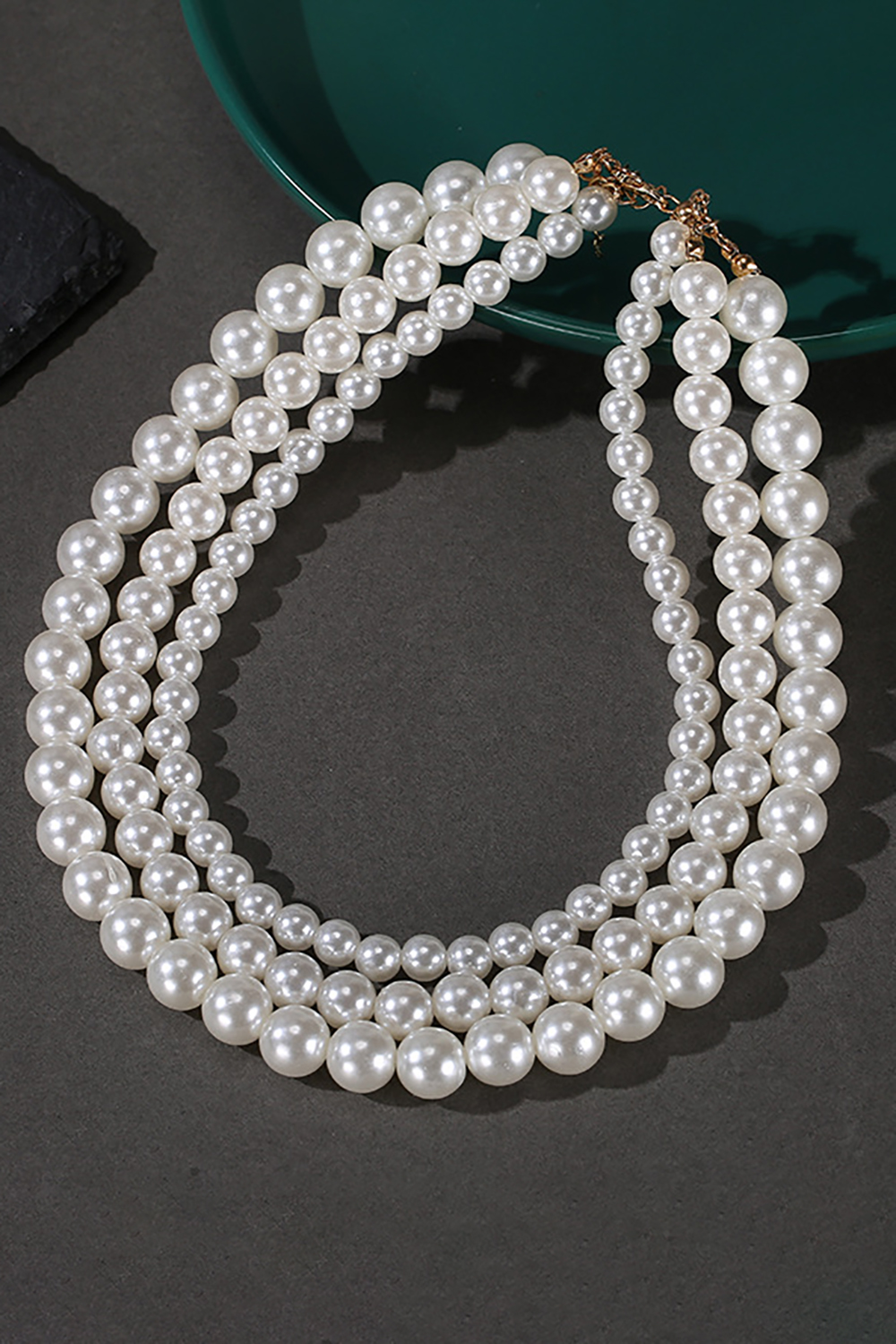 Evening Multi Layered Pearls Necklaces