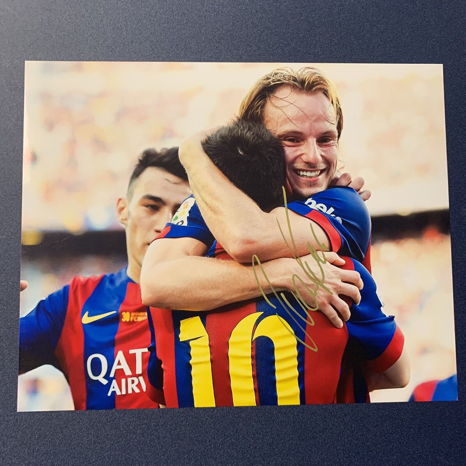 IVAN RAKITIC SIGNED 8x10 Photo Poster painting AUTOGRAPHED AUTHENTIC FC BARCELONA MESSI RARE COA