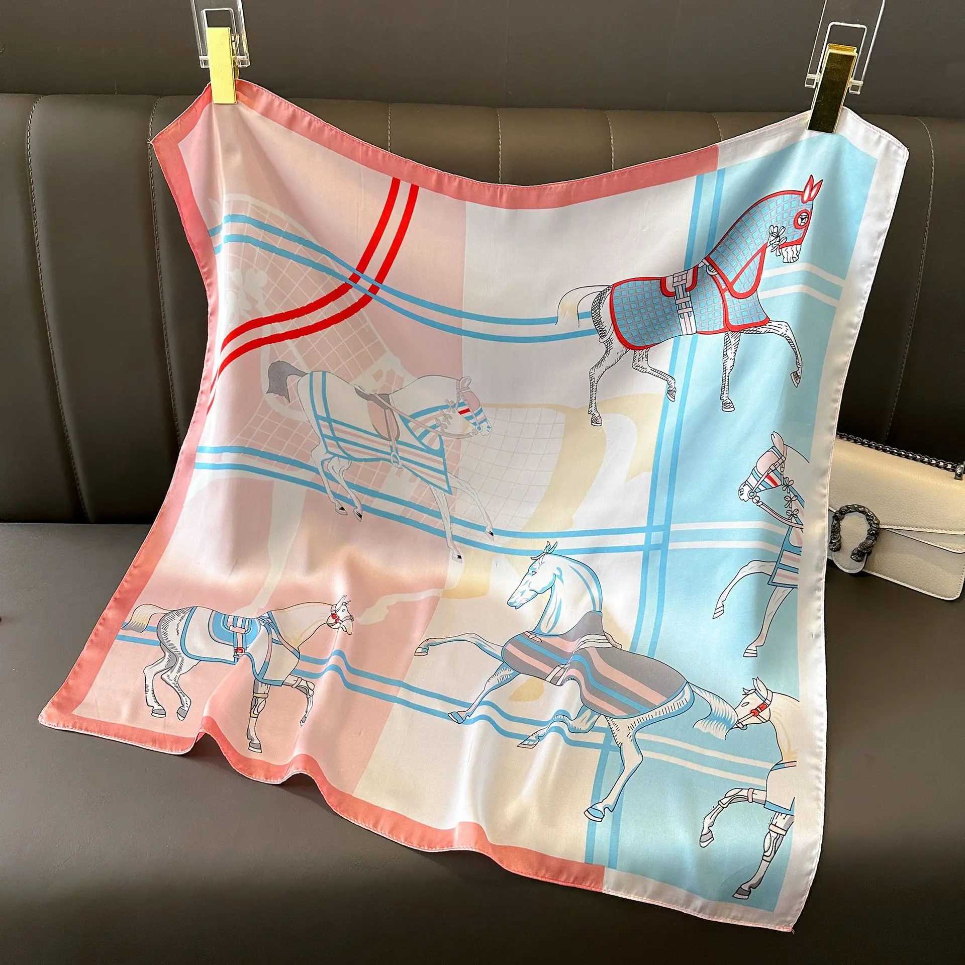 Updownunder 2025 New Fashion Luxury Silk Scarf Bandana Women Hair Bands Square Scarves Neck Tie Bag Scarfs Satin Lady Wrap Headband