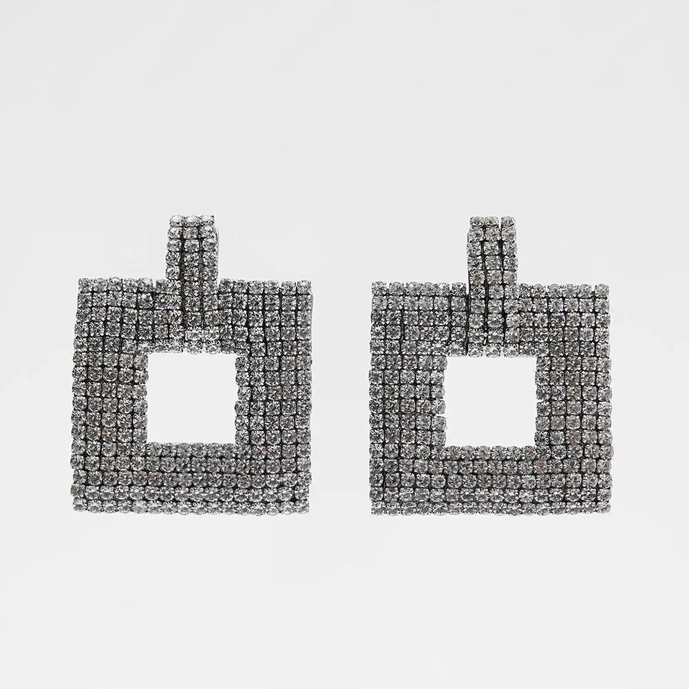 Dvacaman 2020 New Vintage Beaded Feldspar Drop Earrings for Women Boho Handmade Flower Rose Beads Tassel Earrings Dangle Jewelry