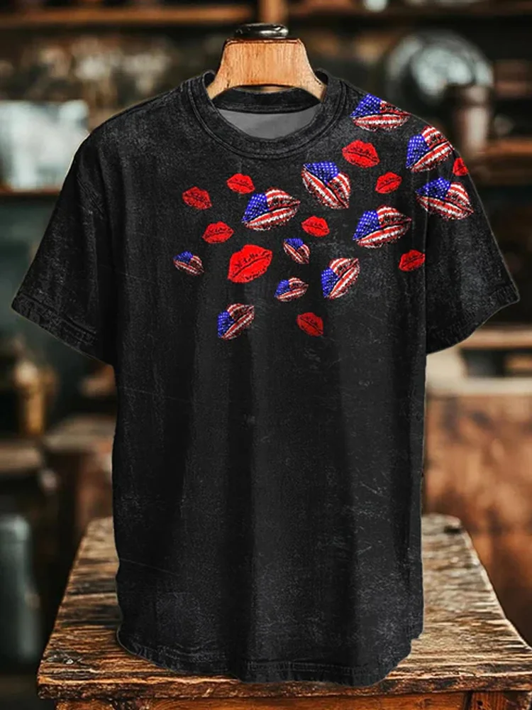 Flag Kiss Printed Crew Neck T-shirt