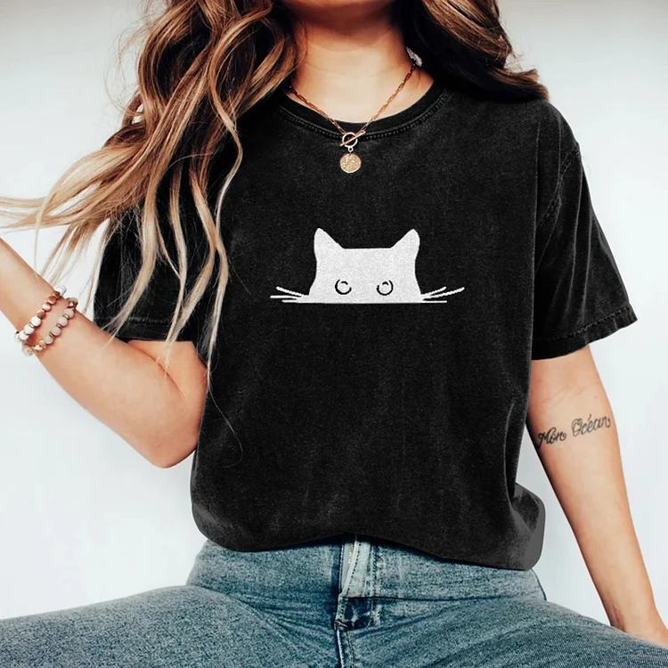 VChics Abstract Creative Embroidered Black Cat Art Print T-shirt