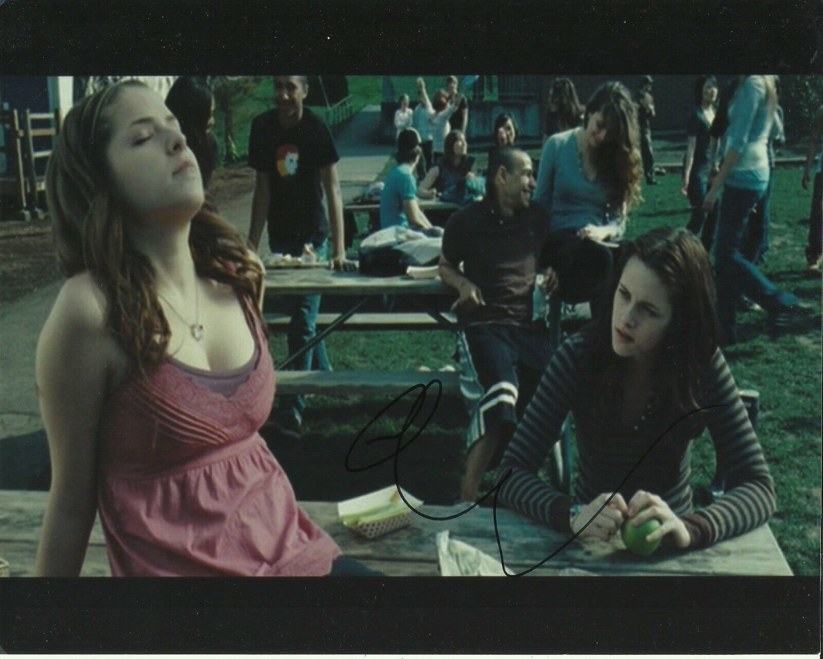 ANNA KENDRICK SIGNED TWILIGHT Photo Poster painting UACC REG 242 FILM AUTOGRAPHS