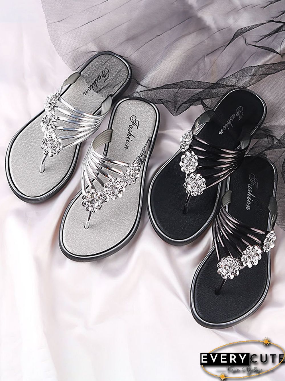 Women's Diamond Flat Thong Sandals