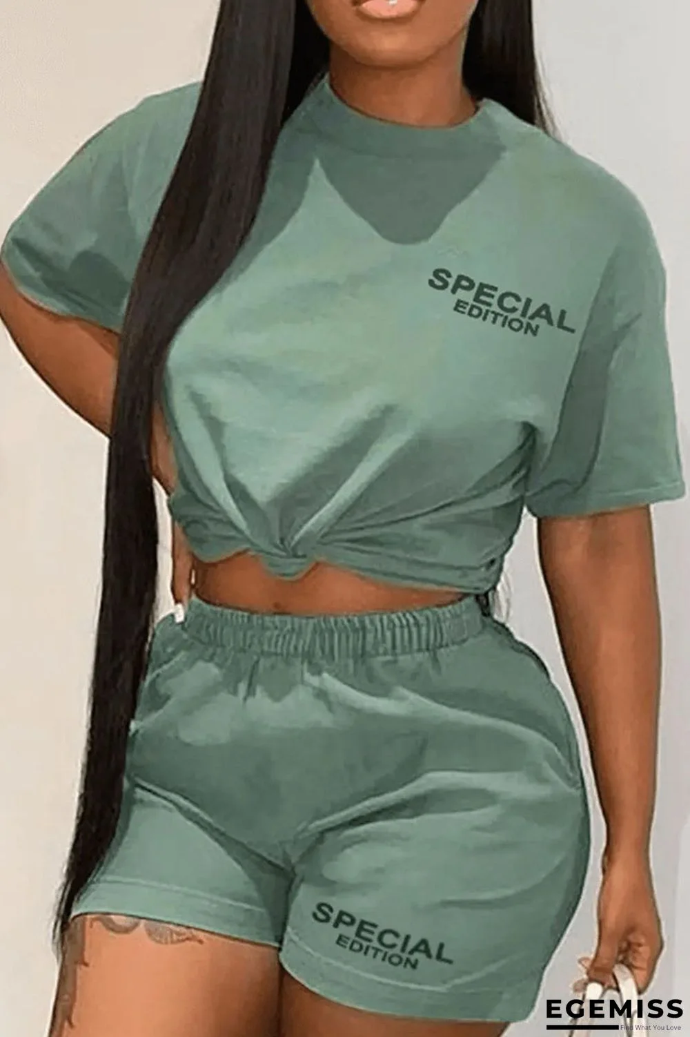 Olive Green Casual Sportswear Print Patchwork O Neck Short Sleeve Two Pieces | EGEMISS