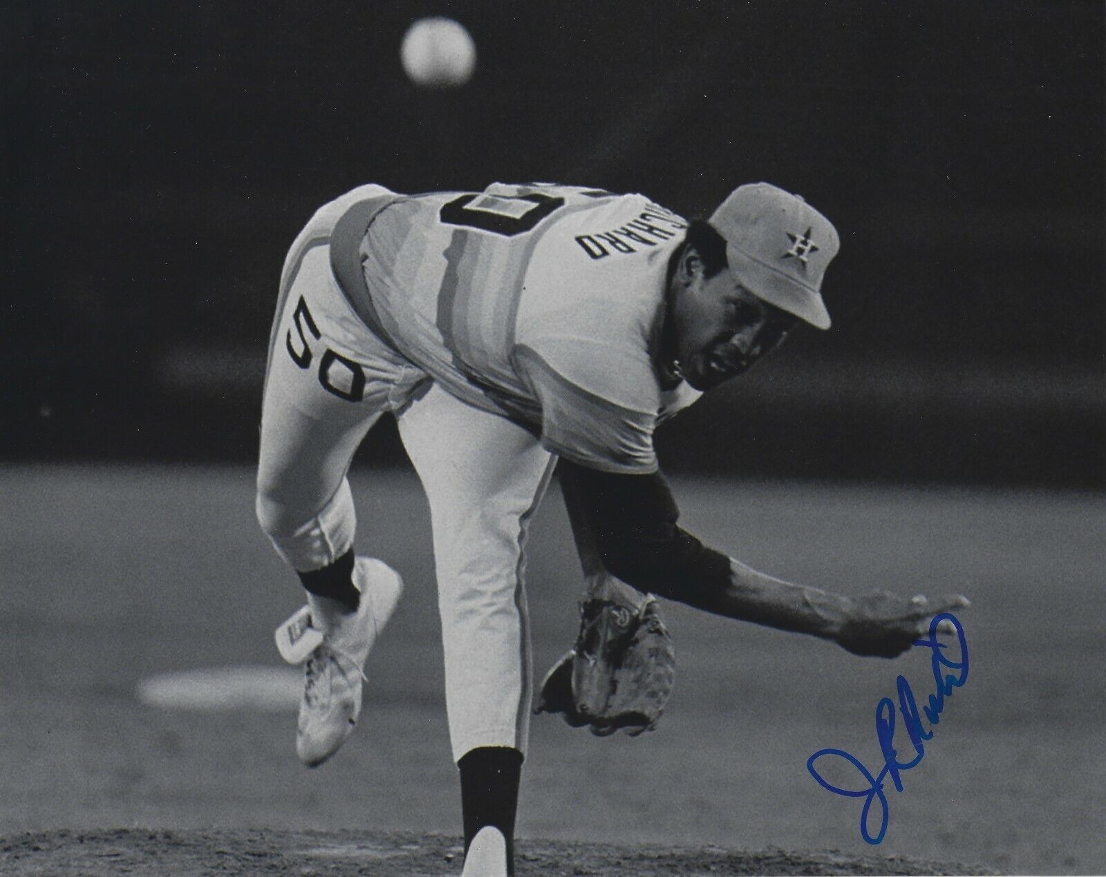 Signed 8x10 J.R. RICHARD Houston Astros Autographed Photo Poster painting - COA