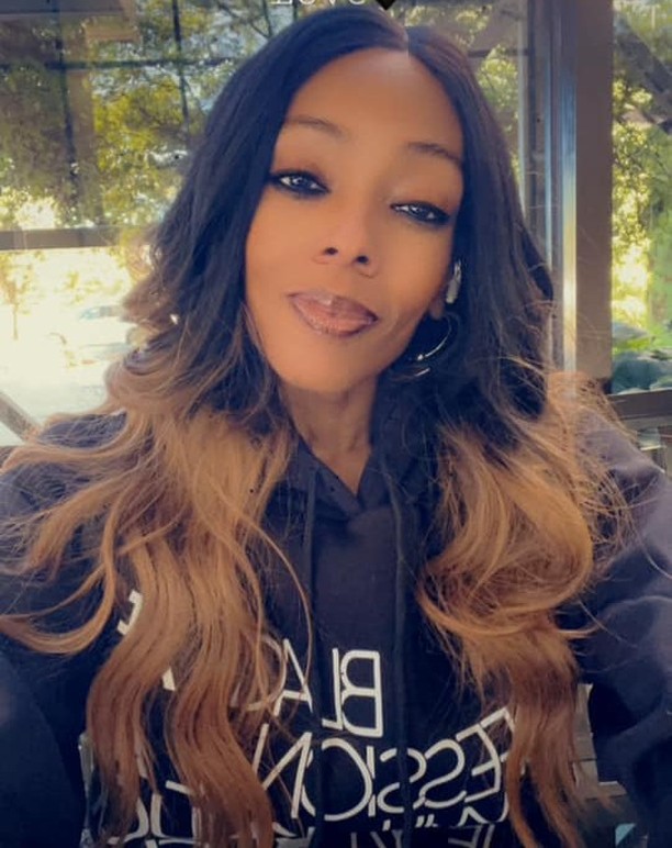 WMNBLCK outfit look 4