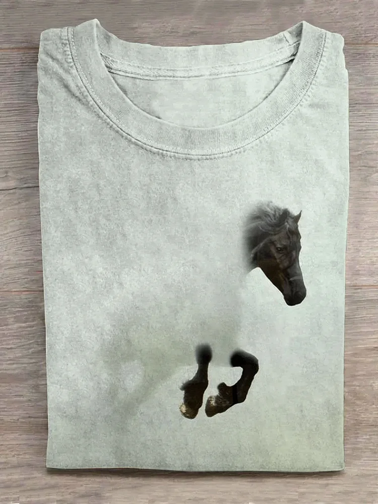 Teecade Teecade  The Horse Breaks Out of The Fog T-shirt