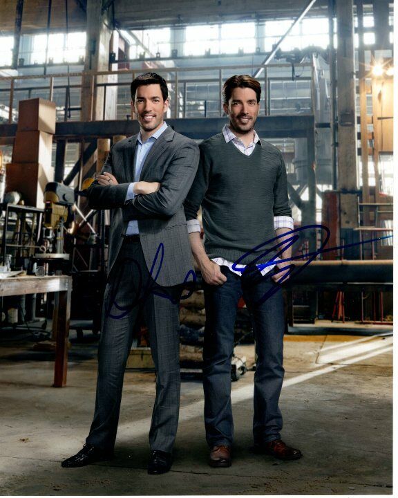 JONATHAN SILVER & DREW SCOTT signed autographed PROPERTY BROTHERS Photo Poster painting