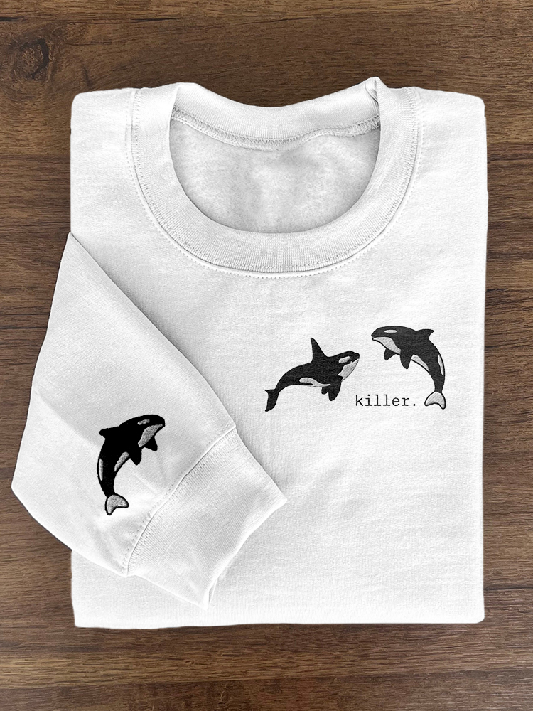 Killer Whale Embroidered Art Crew Neck Cozy Sweatshirt wearshes
