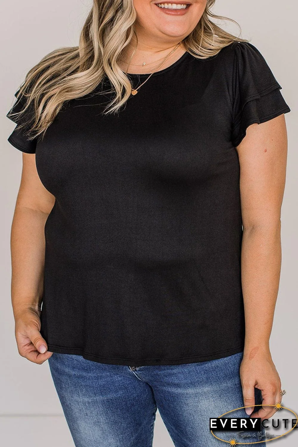 Black Plus Size Solid Color Ruffled Short Sleeve Top