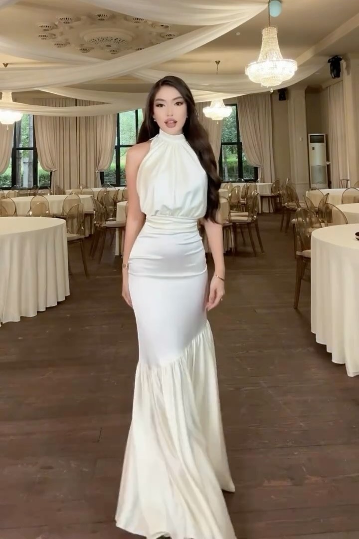 Oknass Glamorous White Halter Neck Sleeveless Long Prom Dress With Pleated
