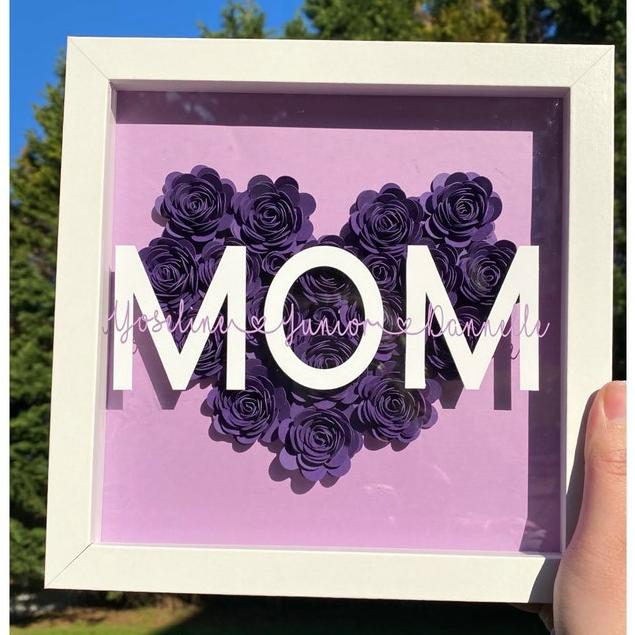 Vangogifts Custom Names Mom Heart Shaped Shadowbox with Paper Flowers Shadow Box Best Gift for Mother Grandma Mom