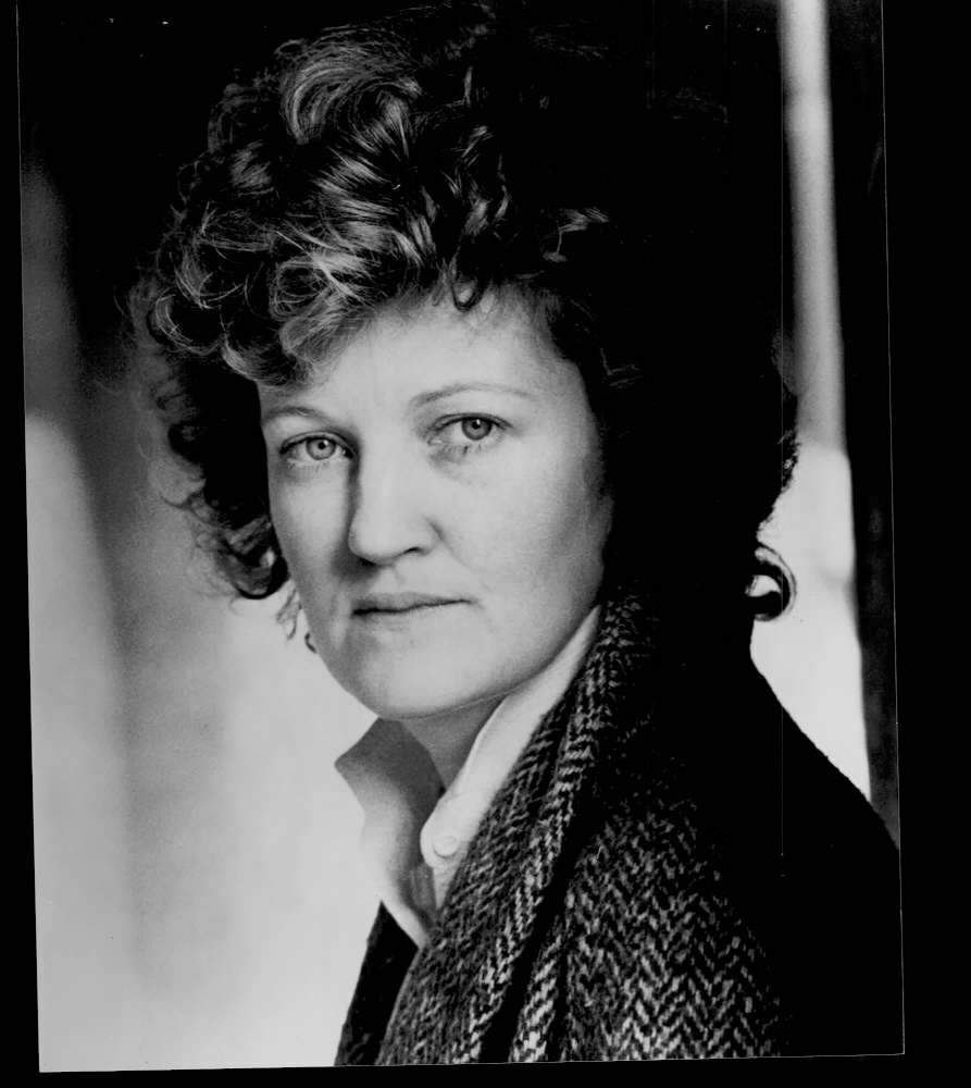 Brenda Fricker - 8x10 Headshot Photo Poster painting - My Left Foot