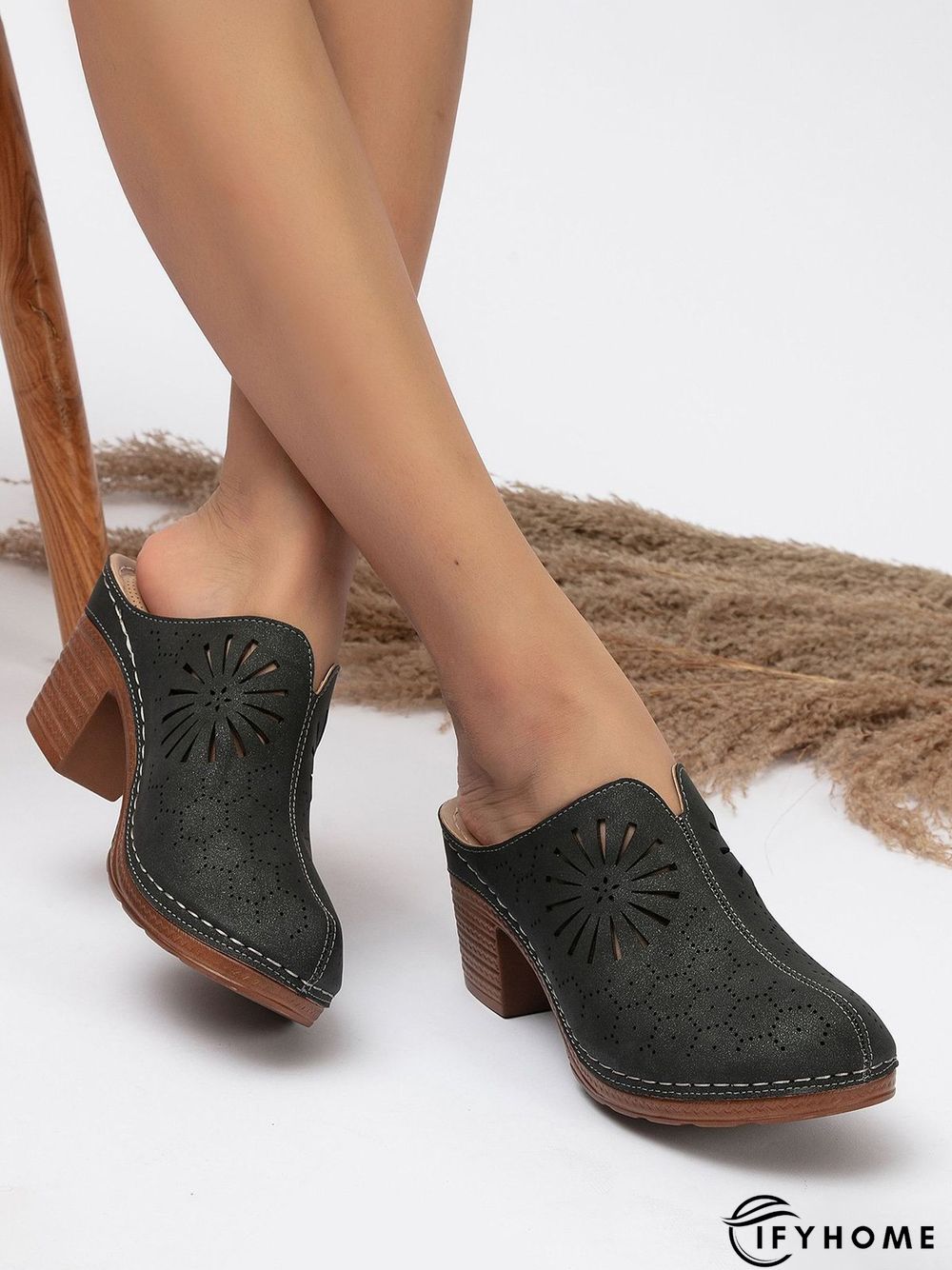 Vintage Plus Size Hollow out Chunky Heel Mules | IFYHOME