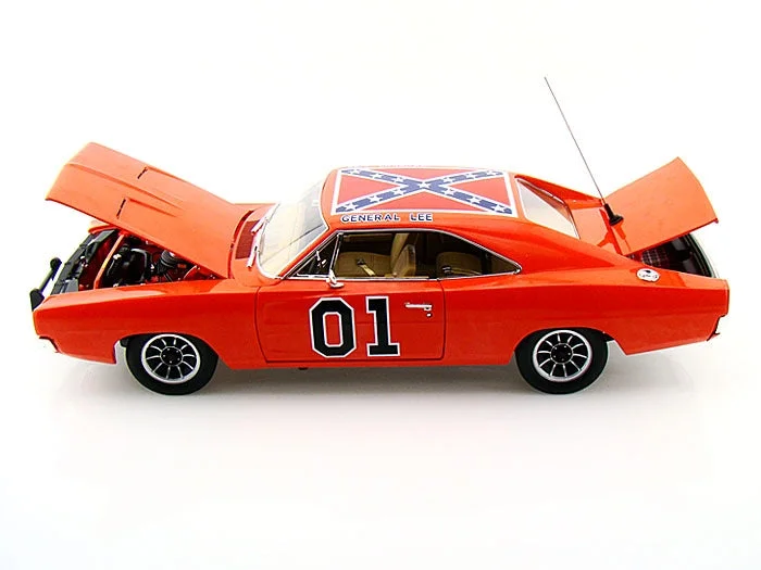 DUKES OF HAZZARD GENERAL LEE 1:18 SCALE