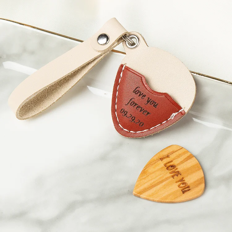 Personalized Guitar Pick，Leather Pick Bag,  Leather Pick Clip
