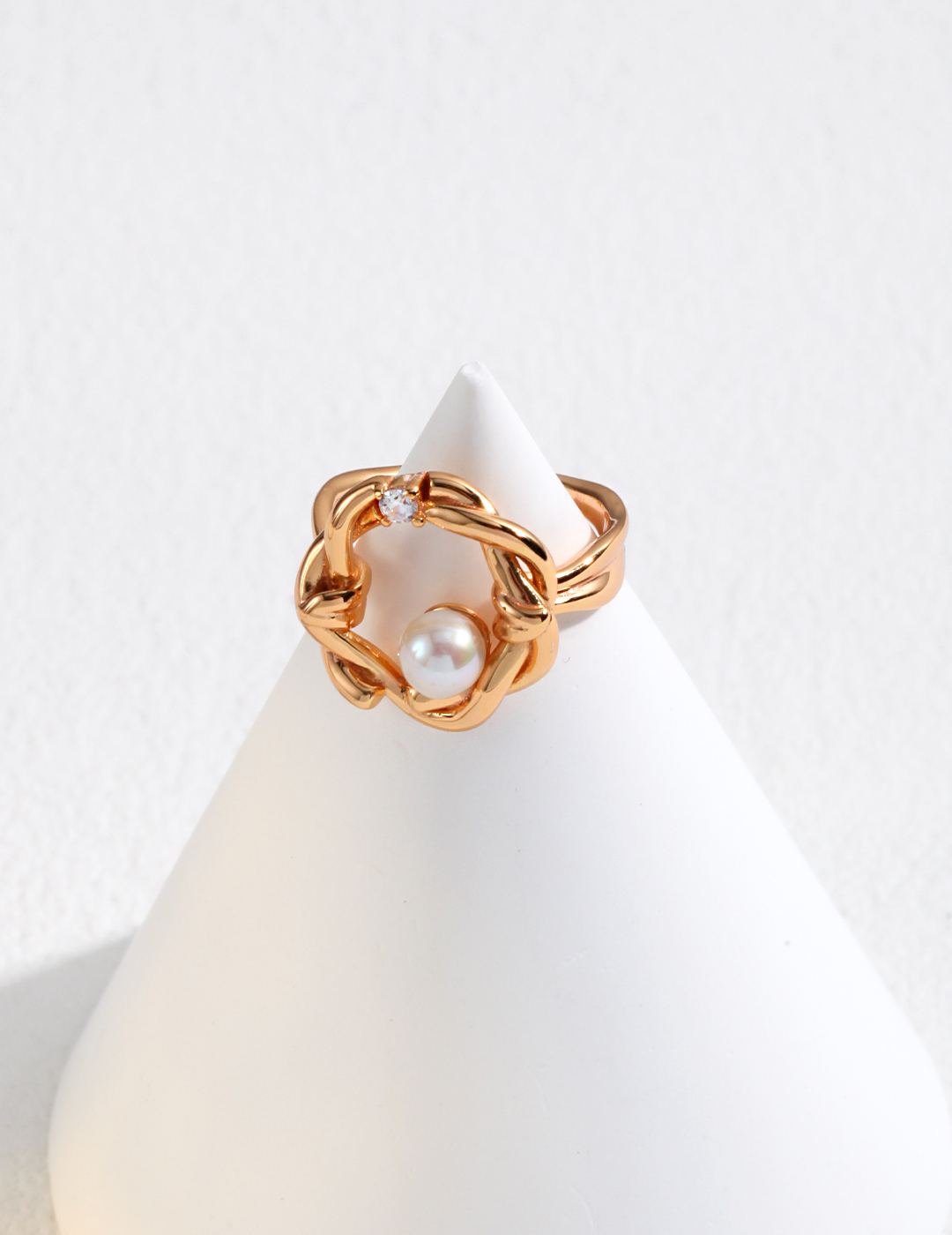  Pearl Leaf Ring 