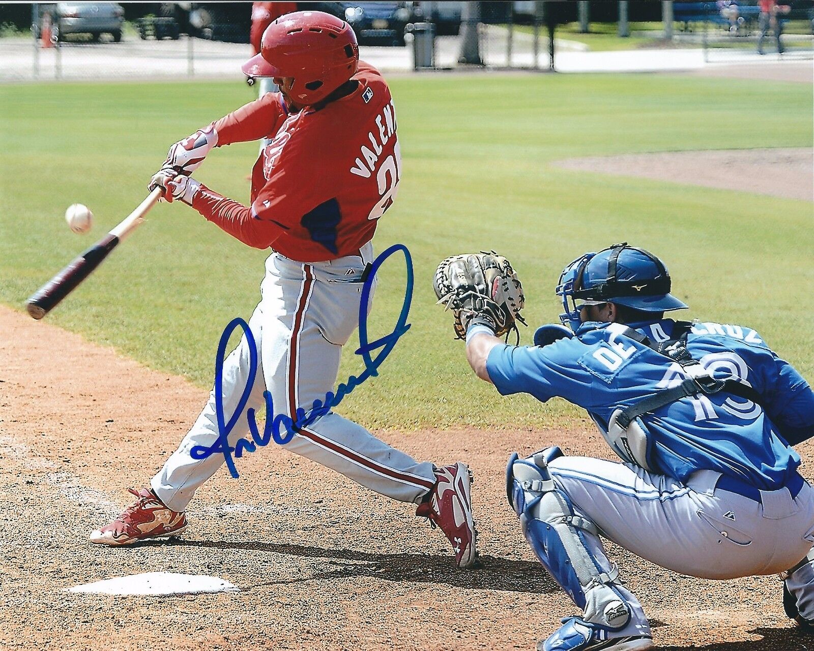 Signed 8x10 JESMUEL VALENTIN Philadelphia Phillies Autographed Photo Poster painting- COA