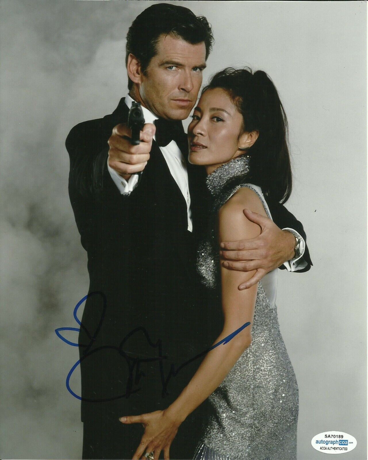 MICHELLE YEOH SIGNED TOMORROW NEVER DIES Photo Poster painting UACC REG 242 (3) ALSO ACOA CERTIF