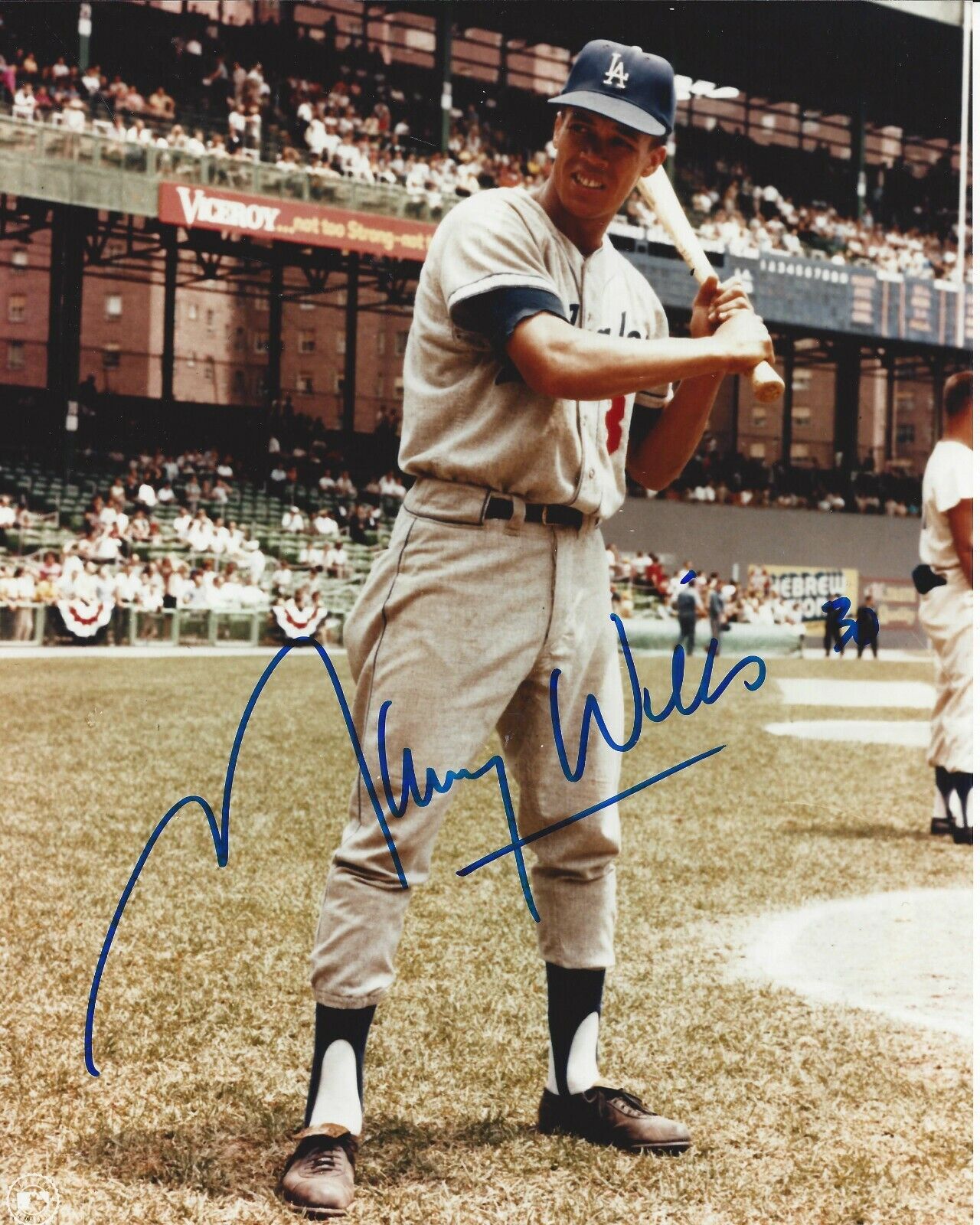 Maury Wills Los Angeles Dodgers autographed 8x10S59