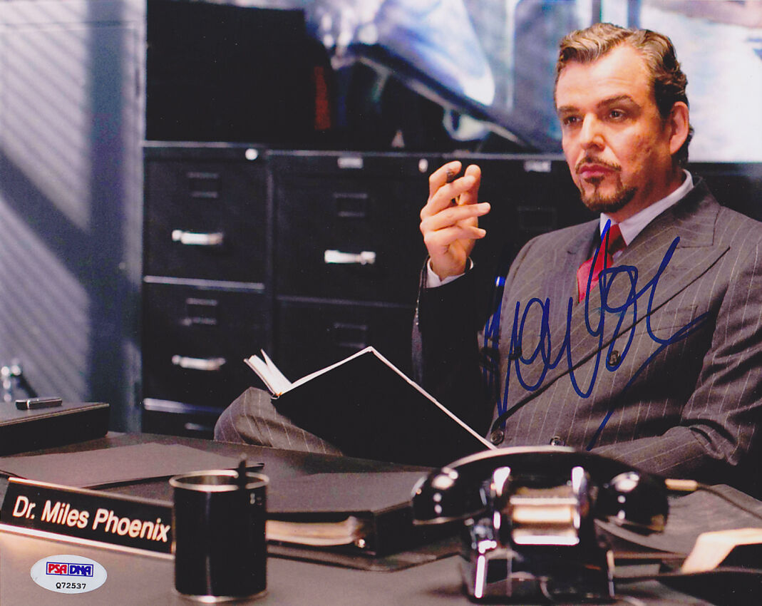 Danny Huston SIGNED 8x10 Photo Poster painting The Number 23 PSA/DNA AUTOGRAPHED