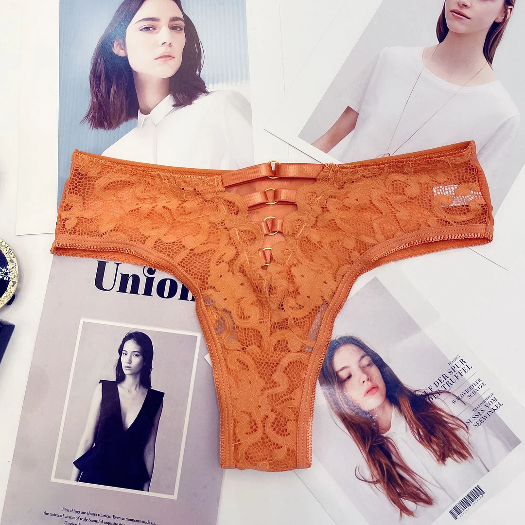 New Women Underwear Sexy Lace Panties Plus Size Fashion Hollow Out Comfort Briefs Low Waist Seamless Underpants Female Lingerie