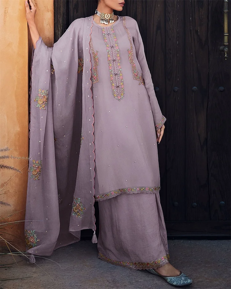 Crewneck Embroidered Two-piece Set