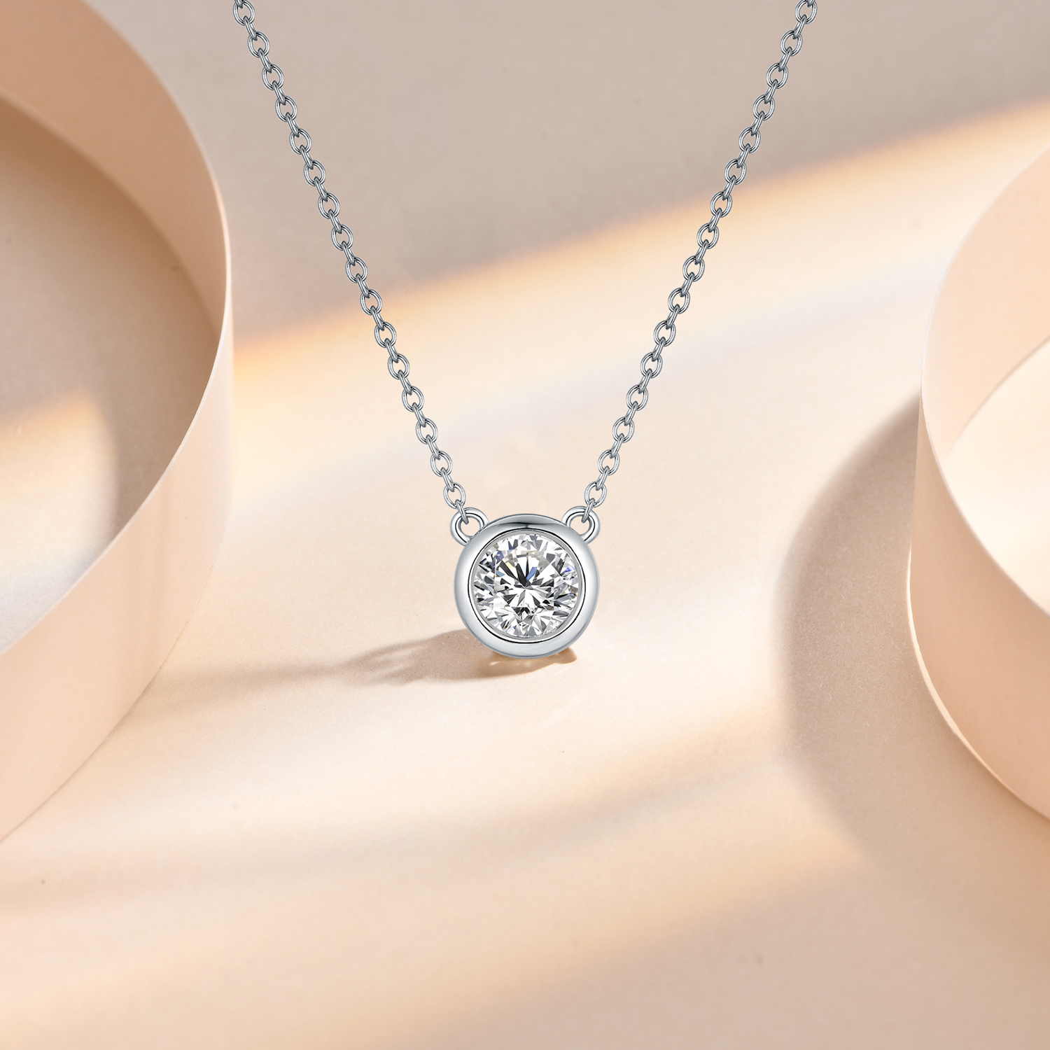S 925 Sterling Silver 1 Carat D Color Moissanite Pendant Necklace Sparkling Engagement Wedding Party Fine Jewelry