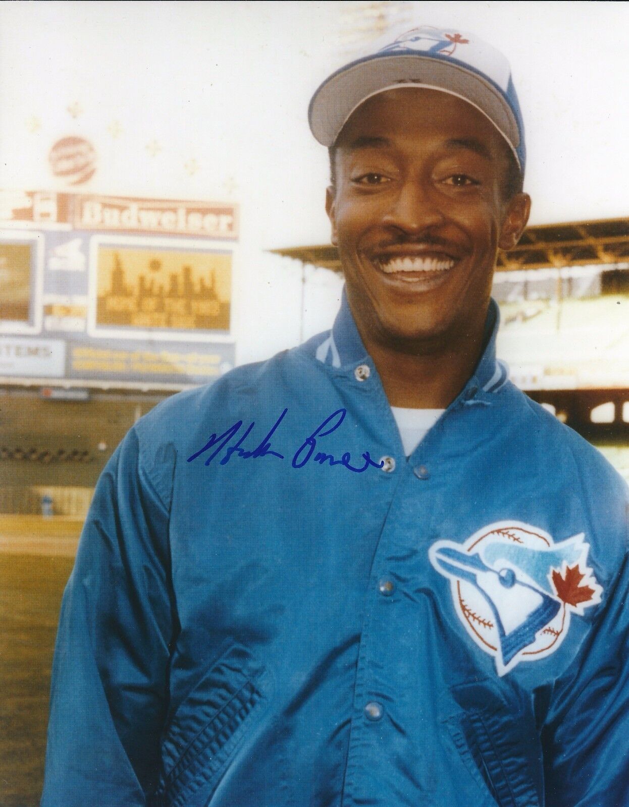 Signed 8x10 HOSKEN POWELL Toronto Blue Jays Autographed Photo Poster painting - w/COA