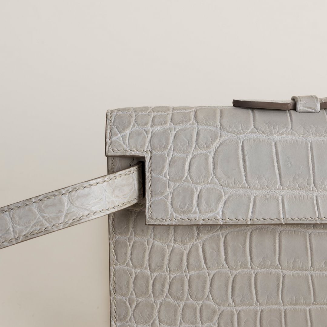 Kelly cut Matte Porosus Crocodile  8L Beton  PHW