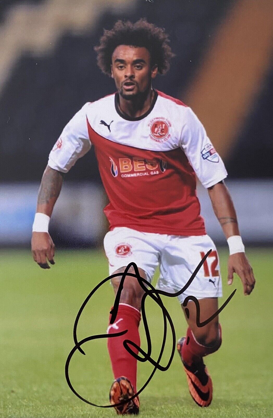 Junior Brown Genuine Hand Signed Fleetwood Town 6X4 Photo Poster painting