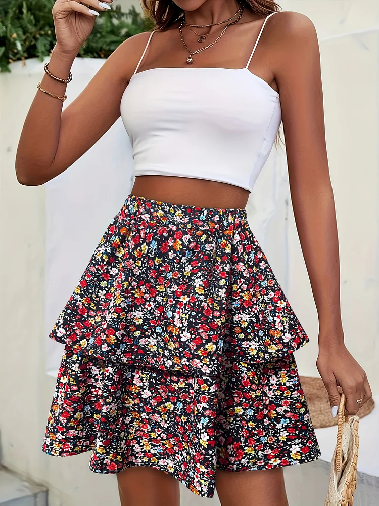 Women's Floral Print Double-Layer Mini Skirt - Vibrant Summer Vacation Style, High-Waisted, Flowing Fit, Black & White Floral Pattern, Perfect For Casual Or Beach Outings, Beach Skir