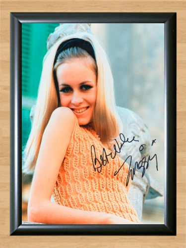 Twiggy Lawson Red Dwarf Signed Autographed Photo Poster painting Poster A4 8.3x11.7