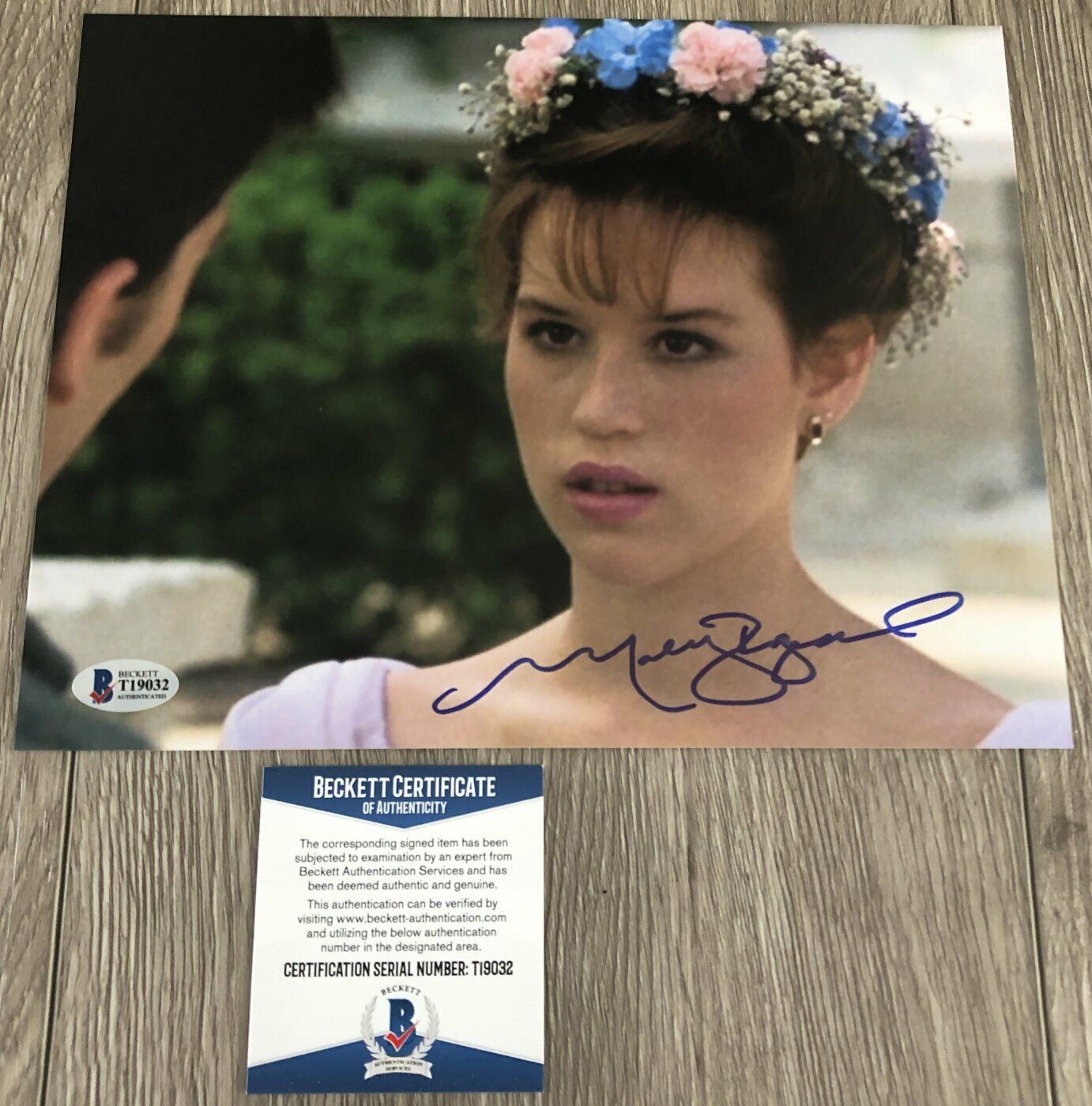 MOLLY RINGWALD SIGNED SIXTEEN CANDLES 8x10 Photo Poster painting w/PROOF & BECKETT BAS COA