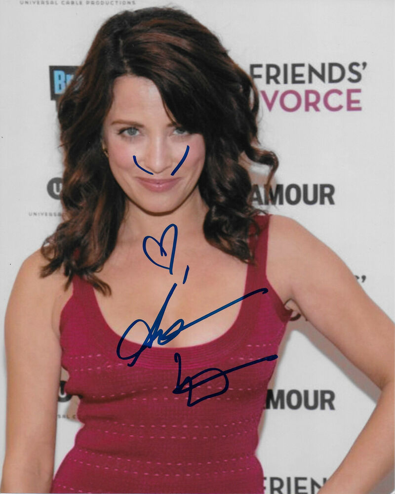 Alanna Ubach Original Autographed 8X10 Photo Poster painting #2