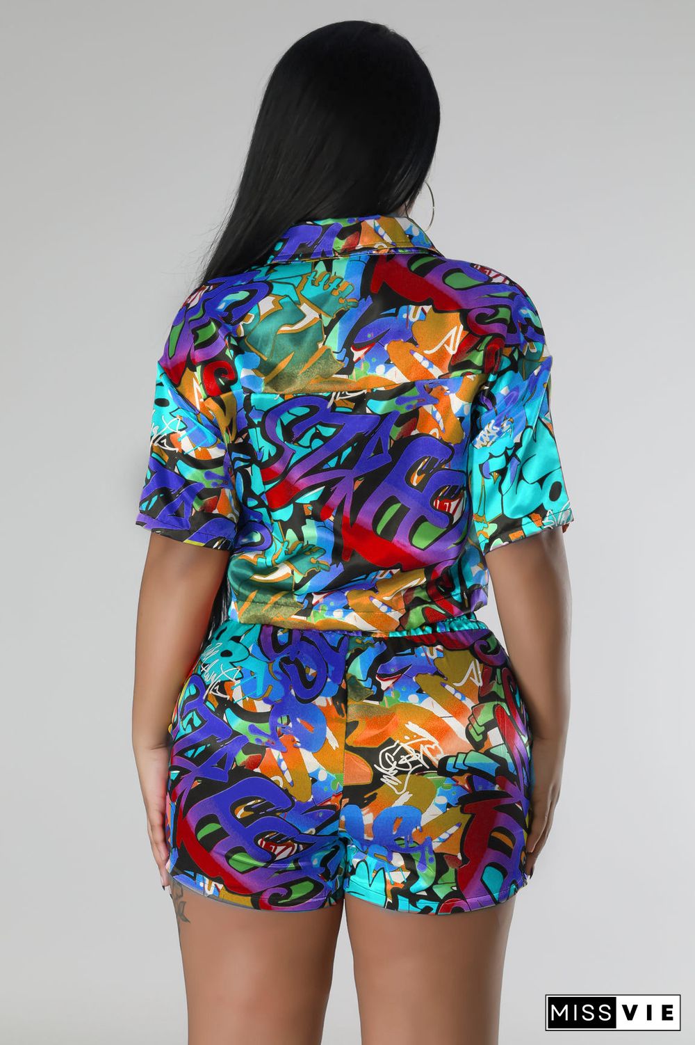 Abstract Printing Short Sleeve Shirts and Shorts Set