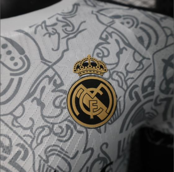 24/25 Real Madrid Special Edition White Player Version Football T-Shirt Thai Quality