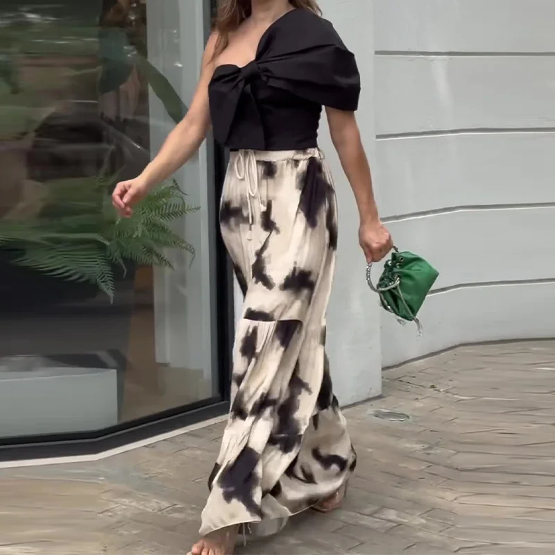 Toloer Toloer New Niche Stereo And Superimposed Diagonal Collar Top Elastic Waist Group Suit-Outfit Ideas